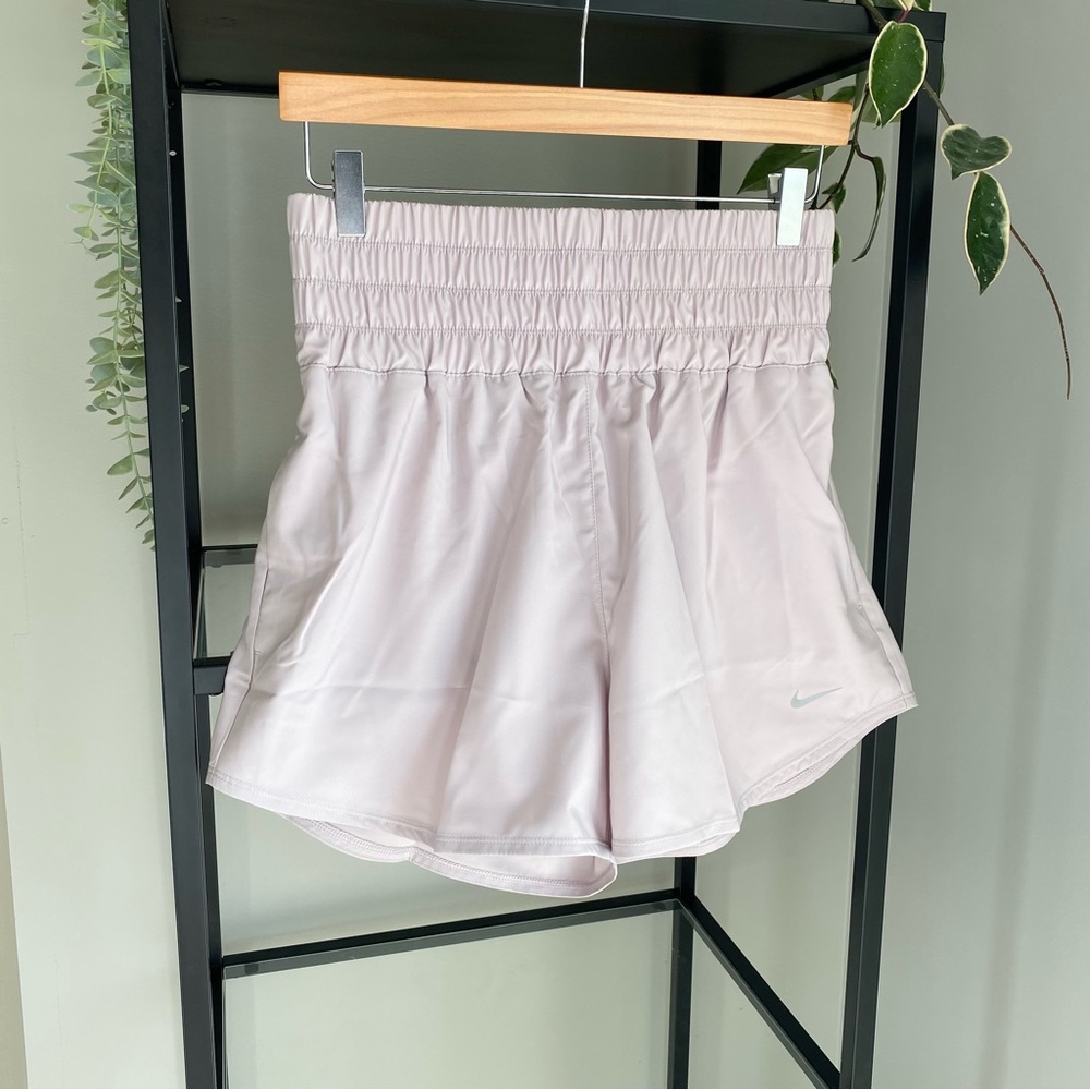 NWT Nike Highrise Brief Lined Shorts
